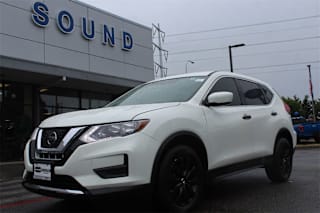 2017 Nissan Rogue S 5N1AT2MV0HC847703 2017 Nissan Rogue S