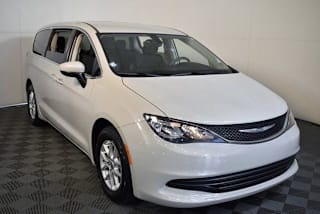 2017 Chrysler Pacifica Touring 2C4RC1DG5HR688977 2017 Chrysler Pacifica Touring