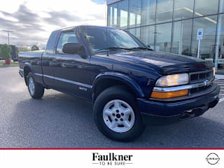 2003 Chevrolet S-10 LS 1GCDT19X438137320 2003 Chevrolet S-10 LS
