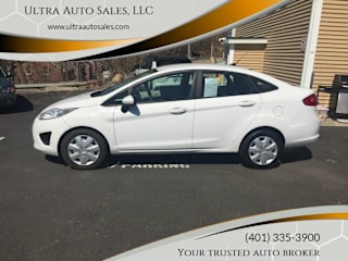 2012 Ford Fiesta 3FADP4BJ2CM117094 2012 Ford Fiesta