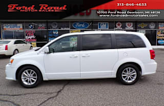 2020 Dodge Grand Caravan SXT 2C4RDGCG1LR177745 2020 Dodge Grand Caravan SXT