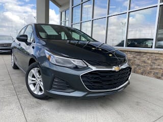 2019 Chevrolet Cruze 3G1BE6SM0KS540675 2019 Chevrolet Cruze