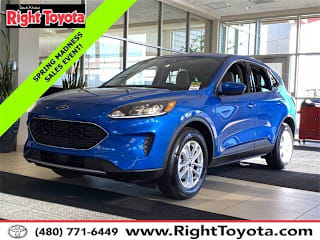 2020 Ford Escape SE 1FMCU9G63LUB77621 2020 Ford Escape SE