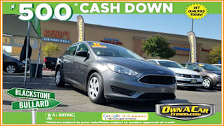 2017 Ford Focus 1FADP3E22HL230566 2017 Ford Focus