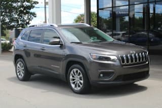 2019 Jeep Cherokee Latitude Plus 1C4PJLLN0KD119909 2019 Jeep Cherokee Latitude Plus