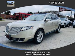 2011 Lincoln MKT 2LMHJ5AR7BBJ53261 2011 Lincoln MKT