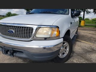2002 Ford Expedition XLT 1FMRU15W02LA81108 2002 Ford Expedition XLT