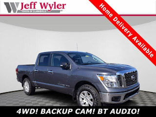 2018 Nissan Titan PRO-4X 1N6AA1EJ4JN506277 2018 Nissan Titan PRO-4X