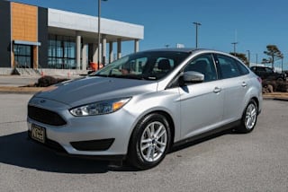 2017 Ford Focus 1FADP3F23HL307802 2017 Ford Focus