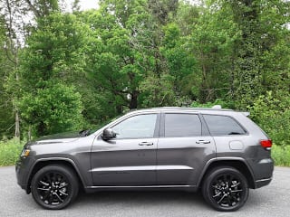 2018 Jeep Grand Cherokee Altitude 1C4RJFAG4JC288284 2018 Jeep Grand Cherokee Altitude