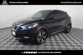 2018 Nissan Kicks SR 3N1CP5CU2JL499637 2018 Nissan Kicks SR