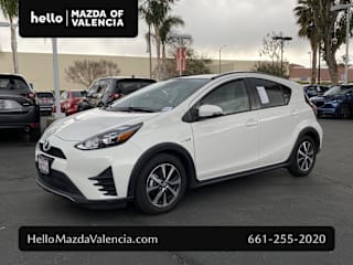 2018 Toyota Prius c JTDKDTB36J1613287 2018 Toyota Prius c