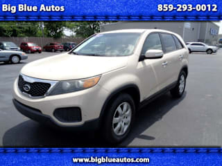 2011 Kia Sorento LX 5XYKTCA11BG099675 2011 Kia Sorento LX