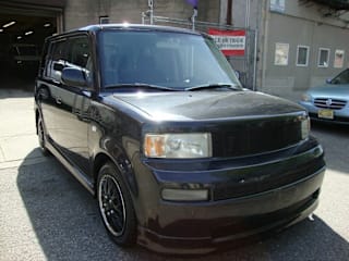 2005 Scion xB Base JTLKT324650176967 2005 Scion xB Base