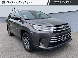 2018 Toyota Highlander XLE 5TDJZRFH3JS543885 2018 Toyota Highlander XLE