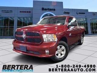 2018 Ram Pickup 1500 Express 1C6RR7FG8JS200907 2018 Ram Pickup 1500 Express