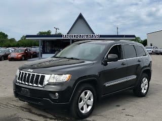 2011 Jeep Grand Cherokee Laredo 1J4RR4GG0BC511162 2011 Jeep Grand Cherokee Laredo