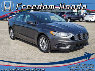 2017 Ford Fusion SE 3FA6P0H72HR327847 2017 Ford Fusion SE