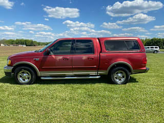 2002 Ford F-150 Lariat 1FTRW07LX2KE17123 2002 Ford F-150 Lariat