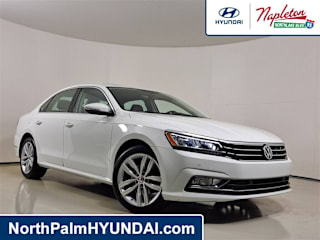 2018 Volkswagen Passat 2.0T SE 1VWBA7A34JC023771 2018 Volkswagen Passat 2.0T SE