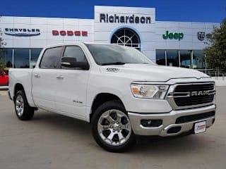 2019 Ram Pickup 1500 1C6RREFT6KN562994 2019 Ram Pickup 1500