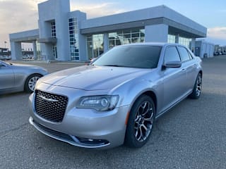 2017 Chrysler 300 S 2C3CCABG6HH663704 2017 Chrysler 300 S