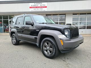 2011 Jeep Liberty Renegade 1J4PN3GK3BW523810 2011 Jeep Liberty Renegade