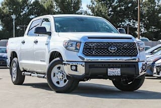 2020 Toyota Tundra SR5 5TFEY5F10LX262222 2020 Toyota Tundra SR5