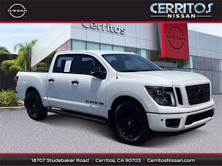2018 Nissan Titan SV 1N6AA1E68JN533364 2018 Nissan Titan SV