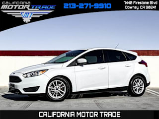 2018 Ford Focus SE 1FADP3K27JL322766 2018 Ford Focus SE