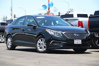 2017 Hyundai Sonata SE 5NPE24AF7HH582025 2017 Hyundai Sonata SE