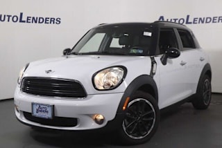 2016 MINI Countryman Cooper WMWZB3C57GWR47437 2016 MINI Countryman Cooper