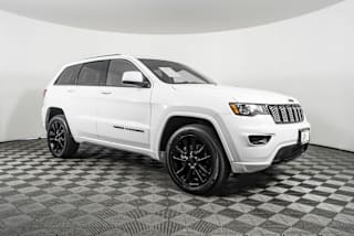 2018 Jeep Grand Cherokee Laredo 1C4RJFAG9JC251263 2018 Jeep Grand Cherokee Laredo