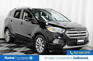 2017 Ford Escape Titanium 1FMCU9J97HUC82656 2017 Ford Escape Titanium
