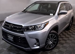 2018 Toyota Highlander 5TDJZRFH2JS558703 2018 Toyota Highlander