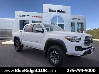 2017 Toyota Tacoma SR V6 3TMCZ5AN2HM108378 2017 Toyota Tacoma SR V6