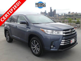 2019 Toyota Highlander XLE 5TDJZRFH4KS719974 2019 Toyota Highlander XLE