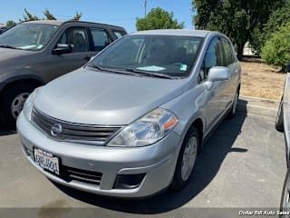 2011 Nissan Versa 1.8 S 3N1BC1AP6BL411980 2011 Nissan Versa 1.8 S
