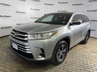 2018 Toyota Highlander LE 5TDBZRFH9JS807714 2018 Toyota Highlander LE