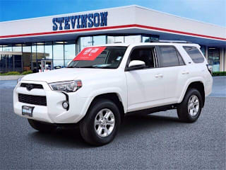 2019 Toyota 4Runner SR5 JTEBU5JR0K5667546 2019 Toyota 4Runner SR5
