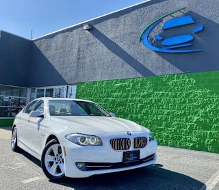 2013 BMW 5 Series WBAXH5C50DDW11962 2013 BMW 5 Series