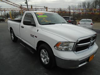 2017 Ram Pickup 1500 3C6JR6DT1HG681057 2017 Ram Pickup 1500