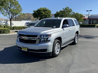 2020 Chevrolet Tahoe LT 1GNSCBKC8LR125645 2020 Chevrolet Tahoe LT