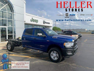 2019 Ram Chassis 3500 Tradesman 3C7WR9CJXKG562823 2019 Ram Chassis 3500 Tradesman