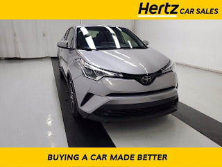 2019 Toyota C-HR XLE JTNKHMBXXK1037018 2019 Toyota C-HR XLE