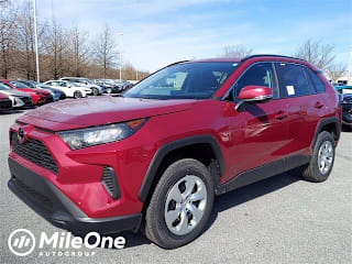 2021 Toyota RAV4 LE 2T3K1RFV0MW138264 2021 Toyota RAV4 LE
