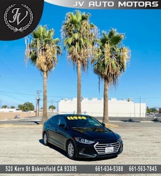 2017 Hyundai Elantra 5NPD74LF1HH092710 2017 Hyundai Elantra