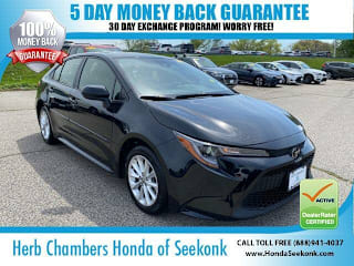 2020 Toyota Corolla LE JTDHPRAE7LJ006096 2020 Toyota Corolla LE