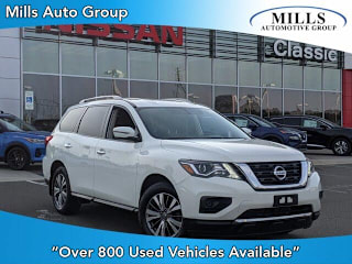2018 Nissan Pathfinder S 5N1DR2MM8JC640193 2018 Nissan Pathfinder S
