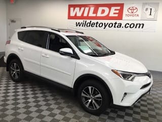 2017 Toyota RAV4 XLE 2T3RFREV4HW674965 2017 Toyota RAV4 XLE